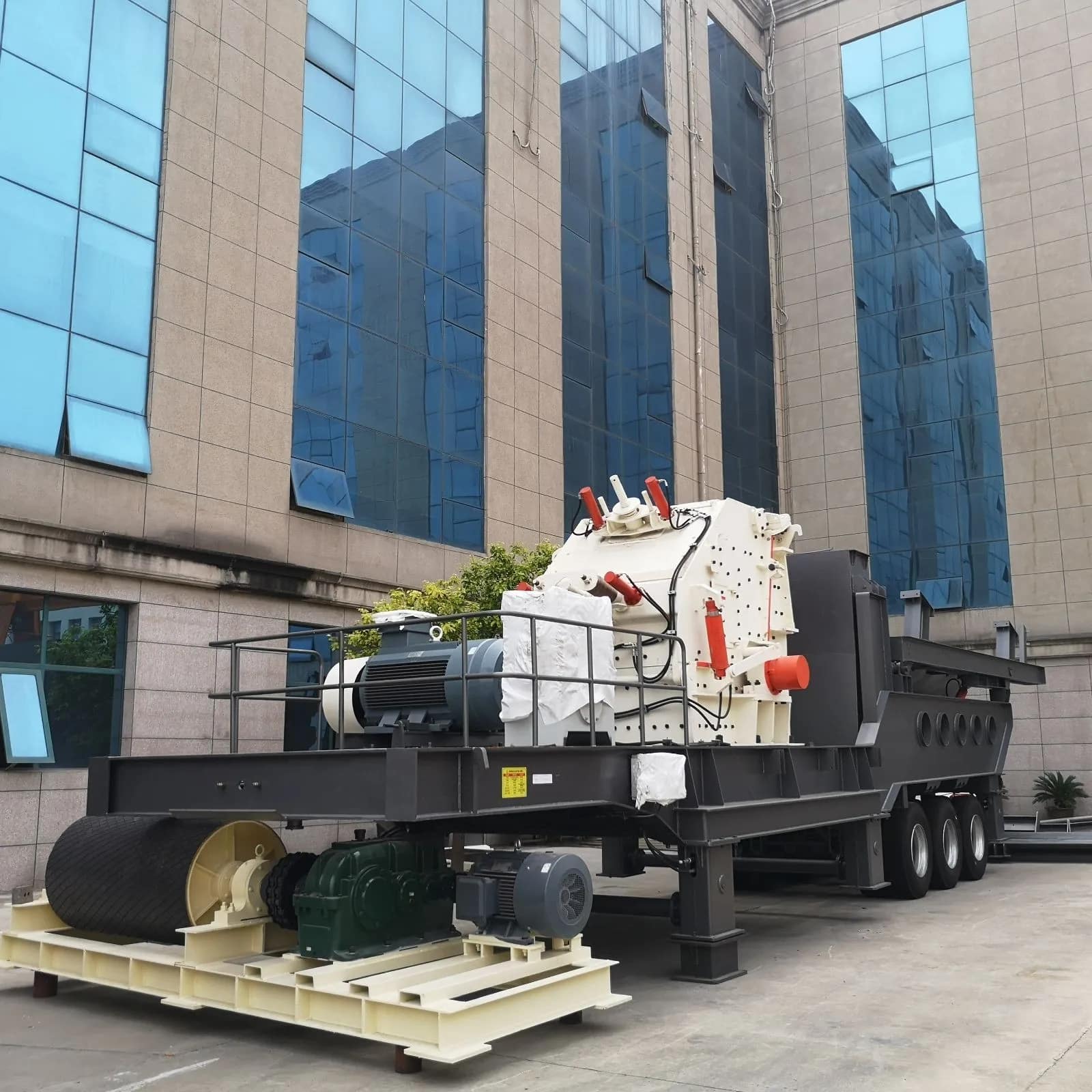 Impact Crusher for Construction Waste Brick Rubble Cement Block Crushing-Easy Operate China Origin High Capacity 5+ Year