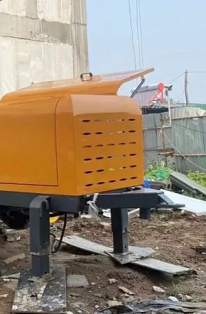 Diesel-Powered Concrete Pump Engine Motor 18M/H Productivity for Large Particles Fine Stone Mortar Cement Small Pouring