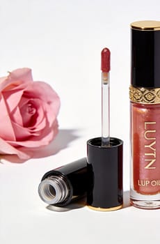 LUYRN Glossy Lip Oil 9905 - Wholesale